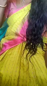 Snapshot of Tamil_roja69 chatting on 02.18.25 Tamil roja69 online show from 02.18.25