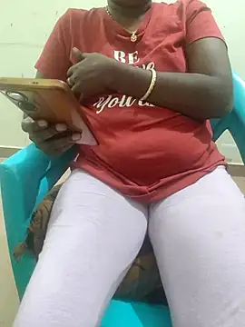 Snapshot of Tamil_roja69 chatting on 02.23.25 Tamil roja69 online show from 02.23.25