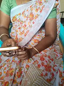 Snapshot of Tamil_roja69 chatting on 03.07.25 Tamil roja69 online show from 03.07.25