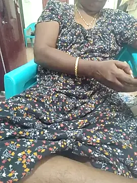 Snapshot of Tamil_roja69 chatting on 03.07.25 Tamil roja69 online show from 03.07.25