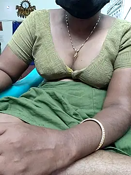 Snapshot of Tamil_roja69 chatting on 09.13.25 Tamil roja69 online show from 09.13.25