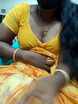 Snapshot of Tamil_roja69 chatting on 09.16.25 Tamil roja69 online show from 09.16.25