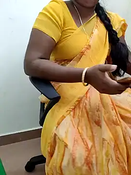 Snapshot of Tamil_roja69 chatting on 10.03.25 Tamil roja69 online show from 10.03.25