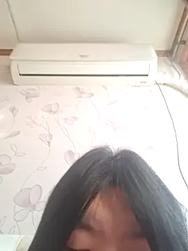 Lee0613 online show from 12.24.24