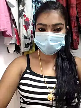Snapshot of meena_27 chatting on 01.31.25 meena 27 online show from 01.31.25