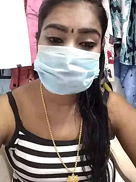 Snapshot of meena_27 chatting on 01.31.25 meena 27 online show from 01.31.25