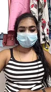 Snapshot of meena_27 chatting on 01.31.25 meena 27 online show from 01.31.25