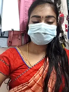 Snapshot of meena_27 chatting on 02.01.25 meena 27 online show from 02.01.25