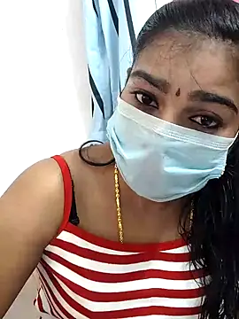 Snapshot of meena_27 chatting on 02.06.25 meena 27 online show from 02.06.25