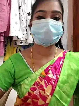 Snapshot of meena_27 chatting on 02.16.25 meena 27 online show from 02.16.25
