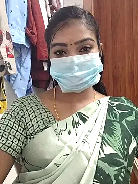 Snapshot of meena_27 chatting on 03.01.25 meena 27 online show from 03.01.25