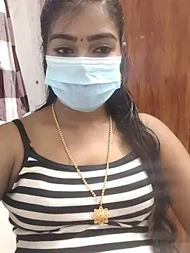 Snapshot of meena_27 chatting on 03.03.25 meena 27 online show from 03.03.25