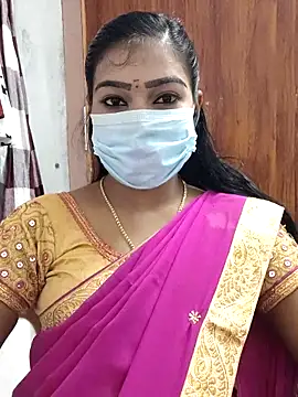Snapshot of meena_27 chatting on 03.11.25 meena 27 online show from 03.11.25