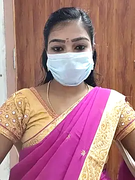 Snapshot of meena_27 chatting on 03.11.25 meena 27 online show from 03.11.25