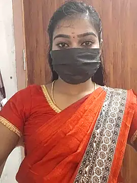 Snapshot of meena_27 chatting on 03.14.25 meena 27 online show from 03.14.25