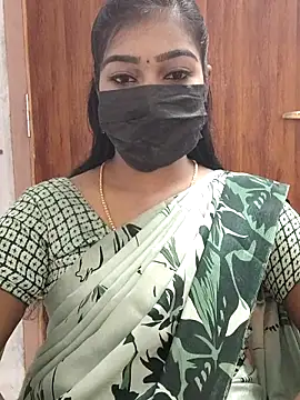 Snapshot of meena_27 chatting on 03.16.25 meena 27 online show from 03.16.25