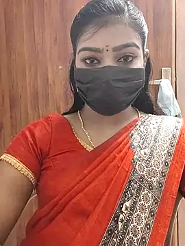 Snapshot of meena_27 chatting on 03.22.25 meena 27 online show from 03.22.25