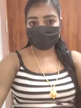 Snapshot of meena_27 chatting on 03.23.25 meena 27 online show from 03.23.25