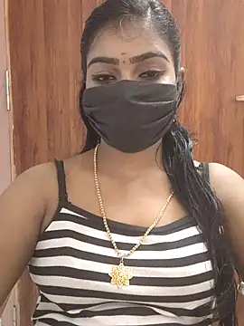 Snapshot of meena_27 chatting on 03.23.25 meena 27 online show from 03.23.25