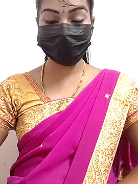 Snapshot of meena_27 chatting on 09.25.25 meena 27 online show from 09.25.25