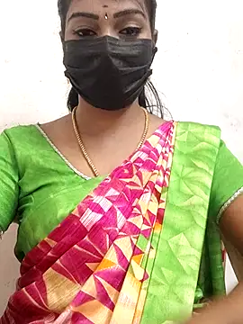 Snapshot of meena_27 chatting on 10.09.25 meena 27 online show from 10.09.25