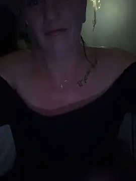Snapshot of AlessasRoom chatting on 05.16.26 AlessasRoom online show from 05.16.26