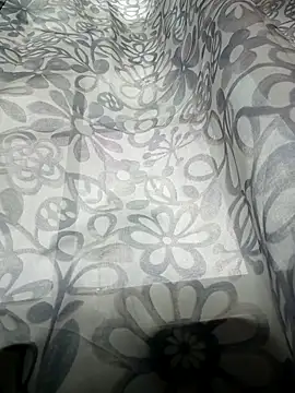 TheOneNOnlyHalfPint online show from 09.23.25