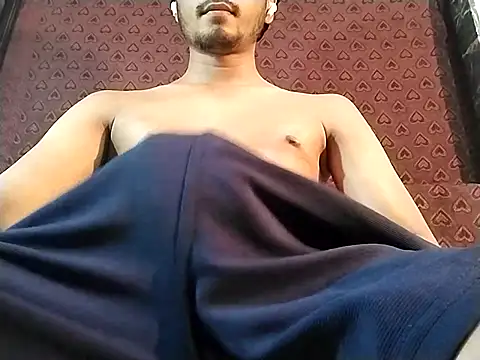 Snapshot of Ultimate_cHappiE chatting on 11.25.25 Ultimate cHappiE online show from 11.25.25