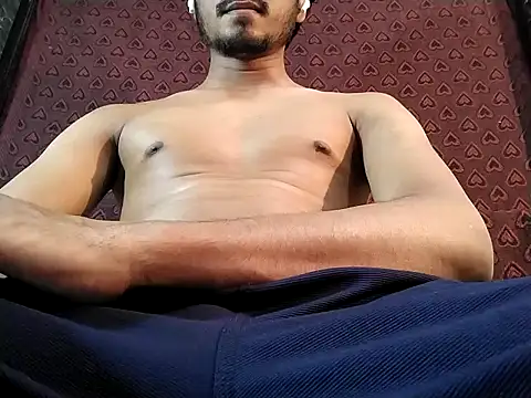 Snapshot of Ultimate_cHappiE chatting on 12.15.25 Ultimate cHappiE online show from 12.15.25