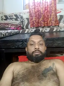 Snapshot of carria_homes chatting on 12.29.24 carria homes online show from 12.29.24