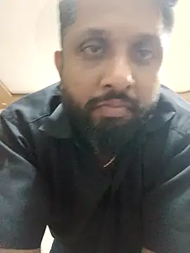 Snapshot of carria_homes chatting on 12.29.24 carria homes online show from 12.29.24