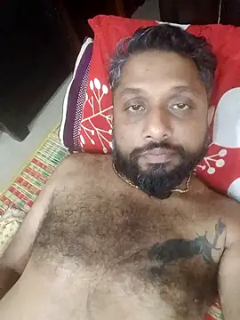 Snapshot of carria_homes chatting on 12.31.24 carria homes online show from 12.31.24