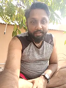 Snapshot of carria_homes chatting on 01.17.25 carria homes online show from 01.17.25