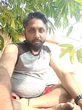 Snapshot of carria_homes chatting on 01.17.25 carria homes online show from 01.17.25