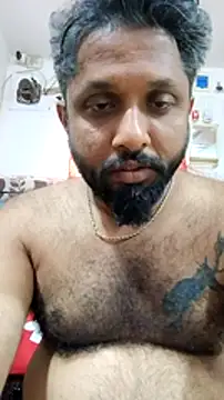 Snapshot of carria_homes chatting on 01.20.25 carria homes online show from 01.20.25