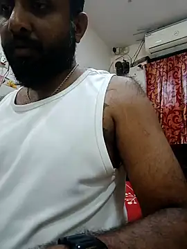 Snapshot of carria_homes chatting on 01.22.25 carria homes online show from 01.22.25