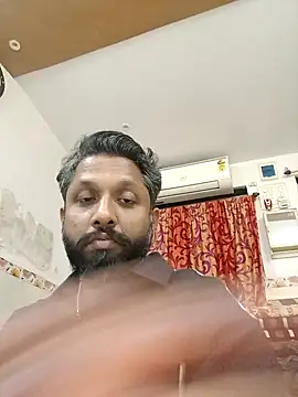 Snapshot of carria_homes chatting on 01.24.25 carria homes online show from 01.24.25