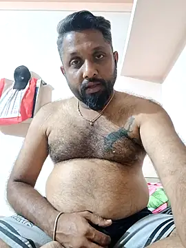 Snapshot of carria_homes chatting on 01.29.25 carria homes online show from 01.29.25