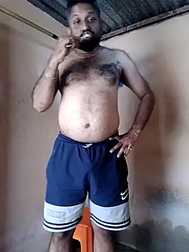 Snapshot of carria_homes chatting on 01.30.25 carria homes online show from 01.30.25