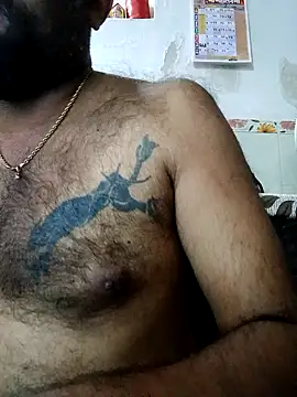 Snapshot of carria_homes chatting on 02.01.25 carria homes online show from 02.01.25