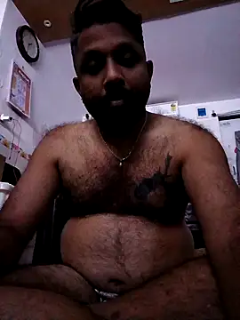 Snapshot of carria_homes chatting on 02.03.25 carria homes online show from 02.03.25