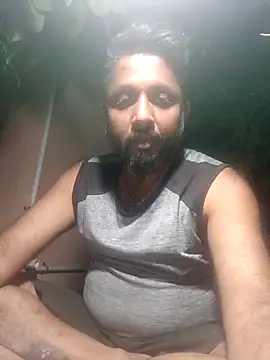 Snapshot of carria_homes chatting on 02.15.25 carria homes online show from 02.15.25