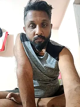 Snapshot of carria_homes chatting on 02.15.25 carria homes online show from 02.15.25