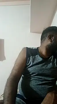 Snapshot of carria_homes chatting on 02.17.25 carria homes online show from 02.17.25