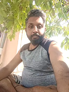 Snapshot of carria_homes chatting on 02.20.25 carria homes online show from 02.20.25