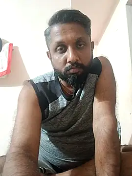 Snapshot of carria_homes chatting on 02.22.25 carria homes online show from 02.22.25