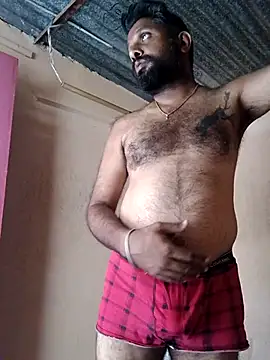 Snapshot of carria_homes chatting on 02.24.25 carria homes online show from 02.24.25