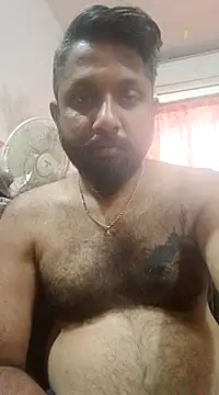 Snapshot of carria_homes chatting on 02.26.25 carria homes online show from 02.26.25