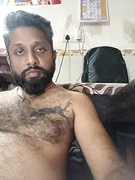 Snapshot of carria_homes chatting on 03.03.25 carria homes online show from 03.03.25