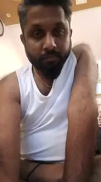 Snapshot of carria_homes chatting on 03.03.25 carria homes online show from 03.03.25